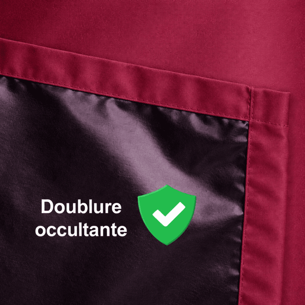 Rideau occultant rouge